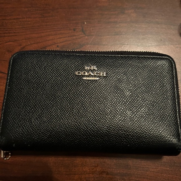 Coach Handbags - Coach Medium Id Zip Leather, Wallet (IM/Black)